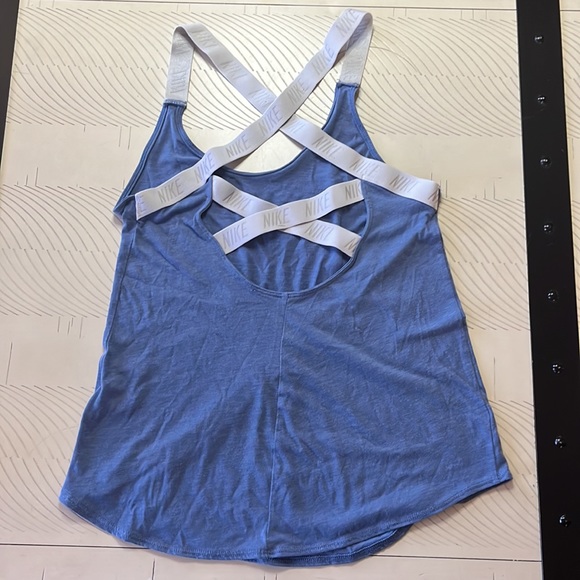 Nike Blue Flowy Tank W/ Strappy Back Size Small - Picture 2 of 4
